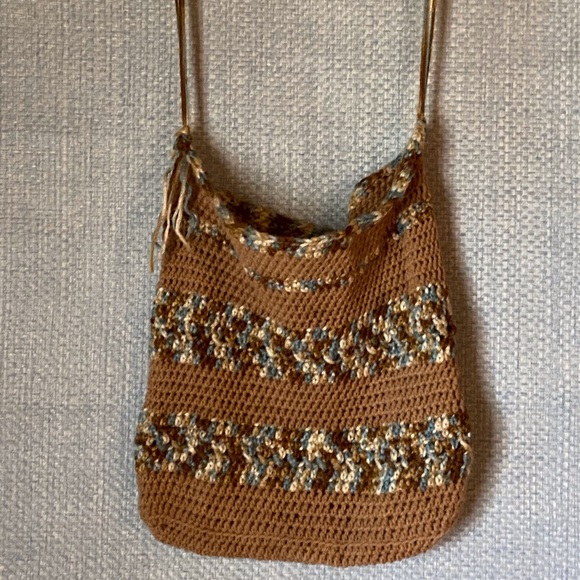 Loretta Ann Creations Handbags - 🌸Hand crocheted Loretta Ann Handbag💜